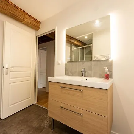 Le   victor Hugo   Centre Appartement *